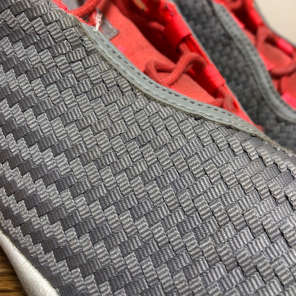 Nike Air Jordan Future Low ‘Wolf Grey Infrared’ - Picture 2 of 5